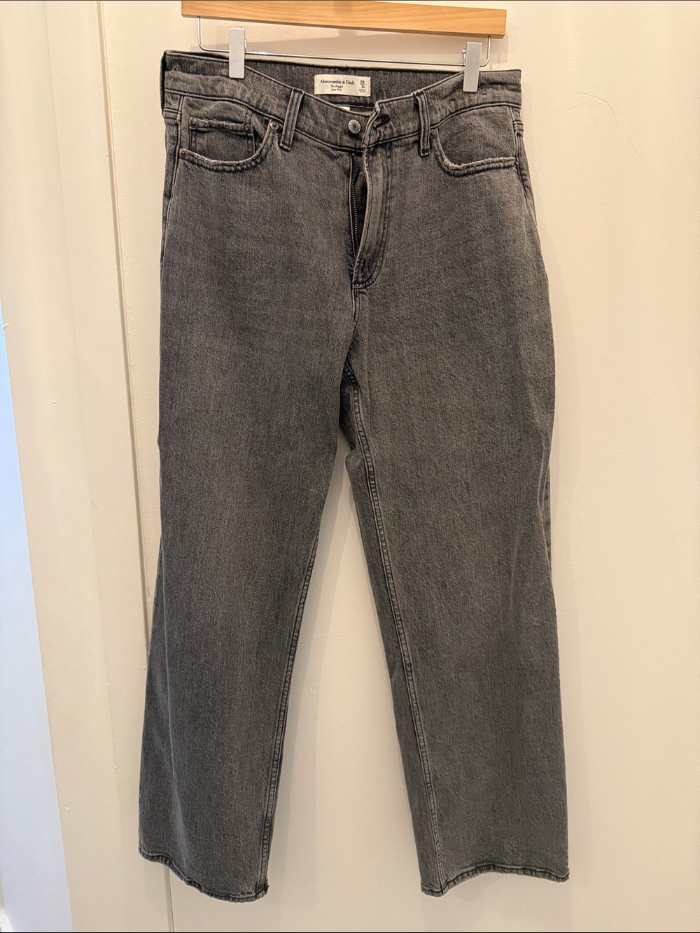 Abercrombie & Fitch Women's Boyfriend Jeans - Washed Gray